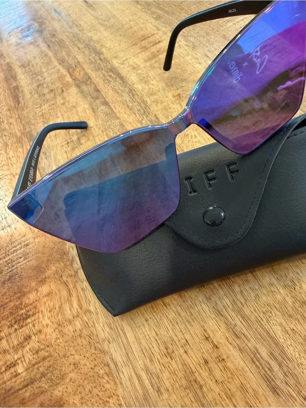 Diff Eyewear Oversized Blue Mirrored Shield Sunglasses